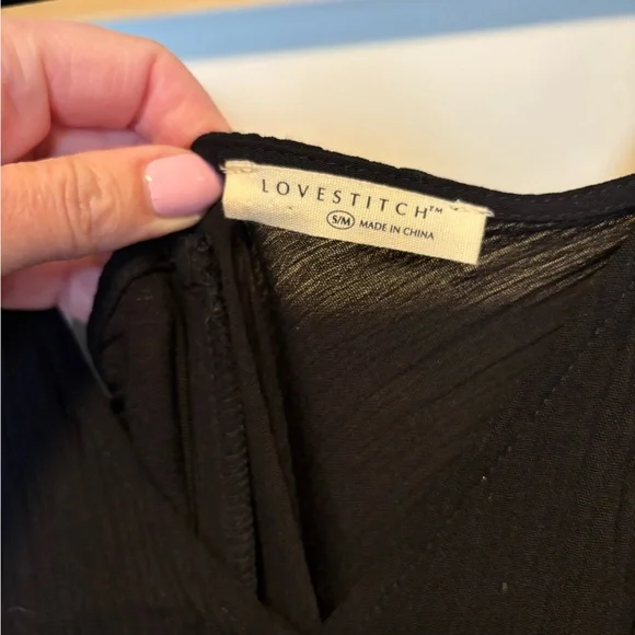 Elegant Black Maxi Dress - Picture 4 of 5